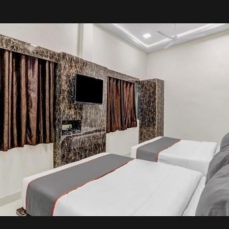 Hotel Bhavya Residency Ahmedabad Exterior foto