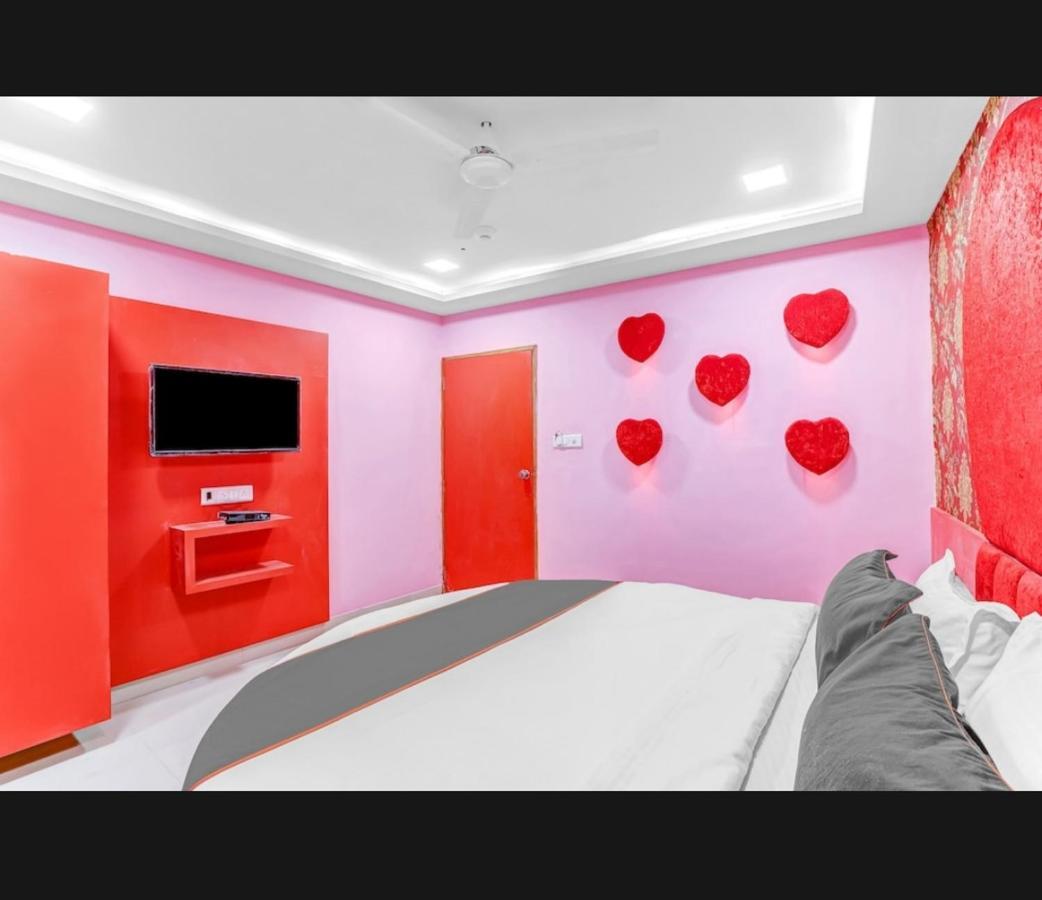 Hotel Bhavya Residency Ahmedabad Zimmer foto